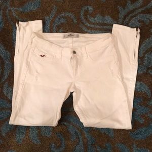 White Hollister jeans